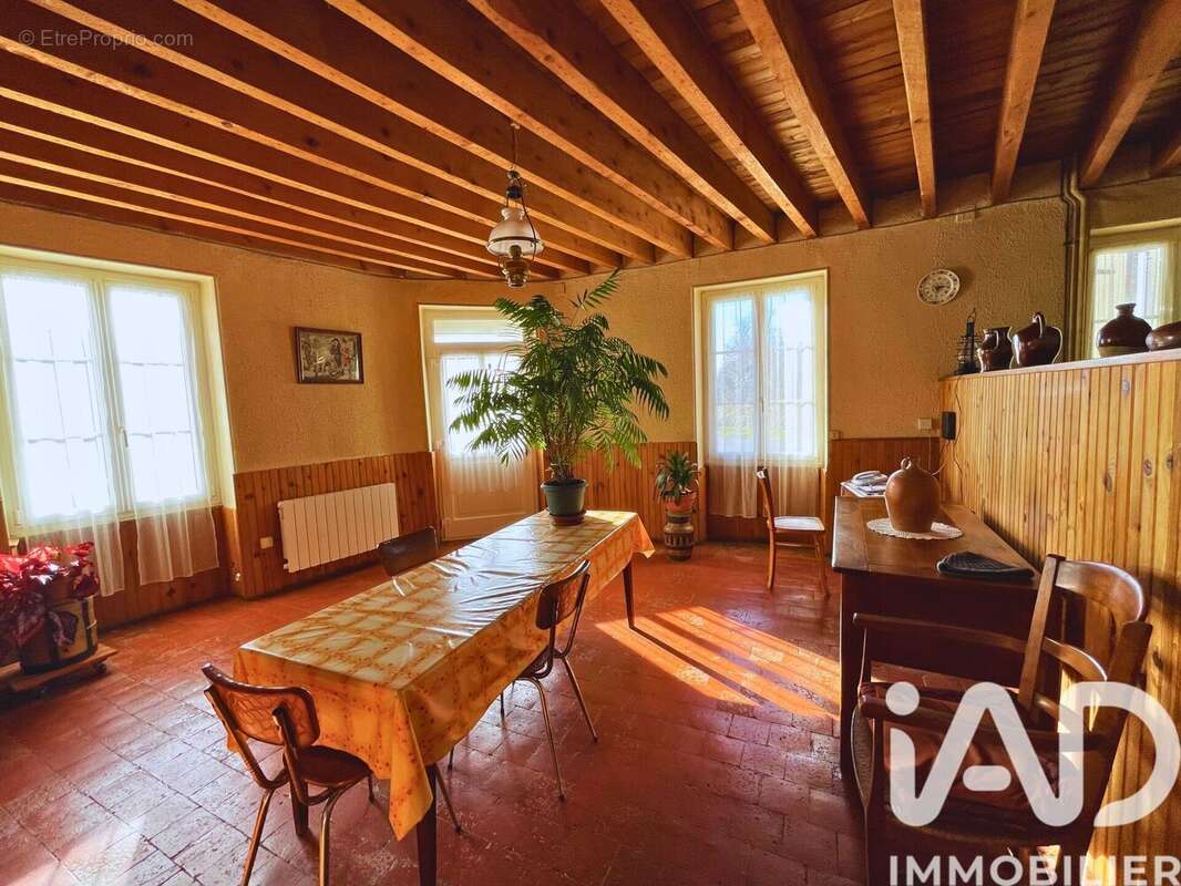 Photo 2 - Maison à SAINTE-COLOMBE-DES-BOIS