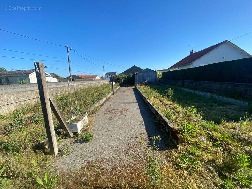 Terrain à LA PLAINE-SUR-MER