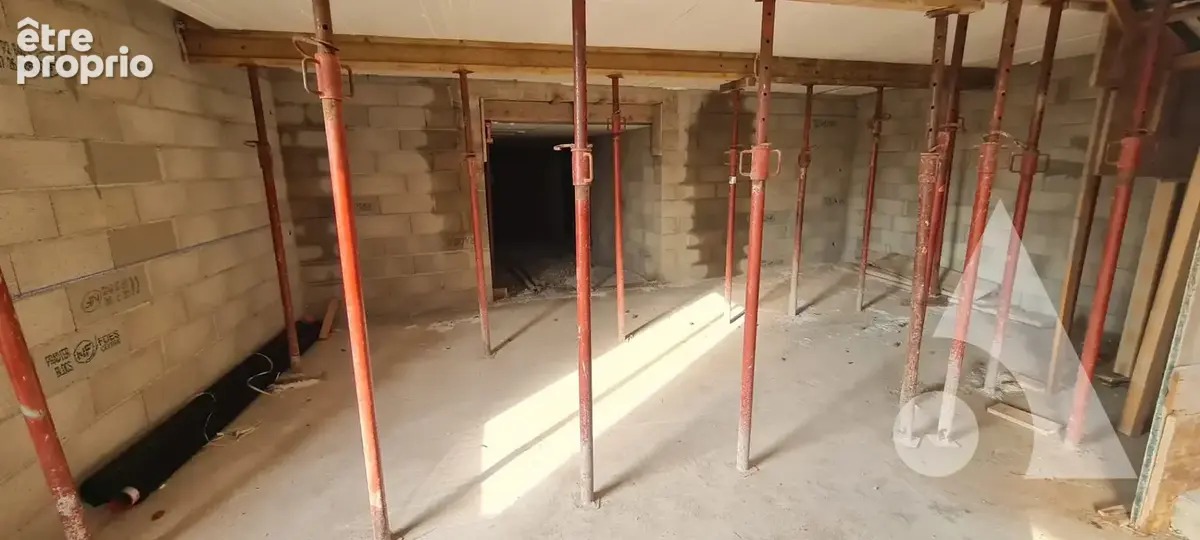 Maison en cours de constructions - environ 117 m ²- terrain de 1.404 m² - photo 7