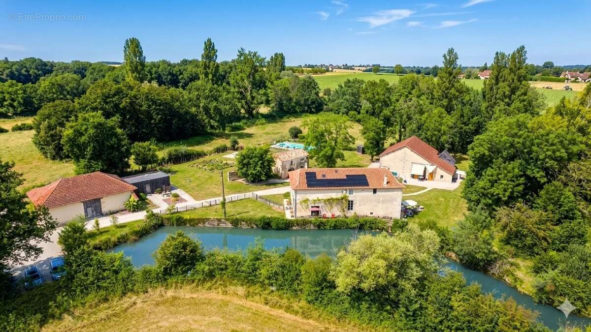 Maison à RIBERAC
