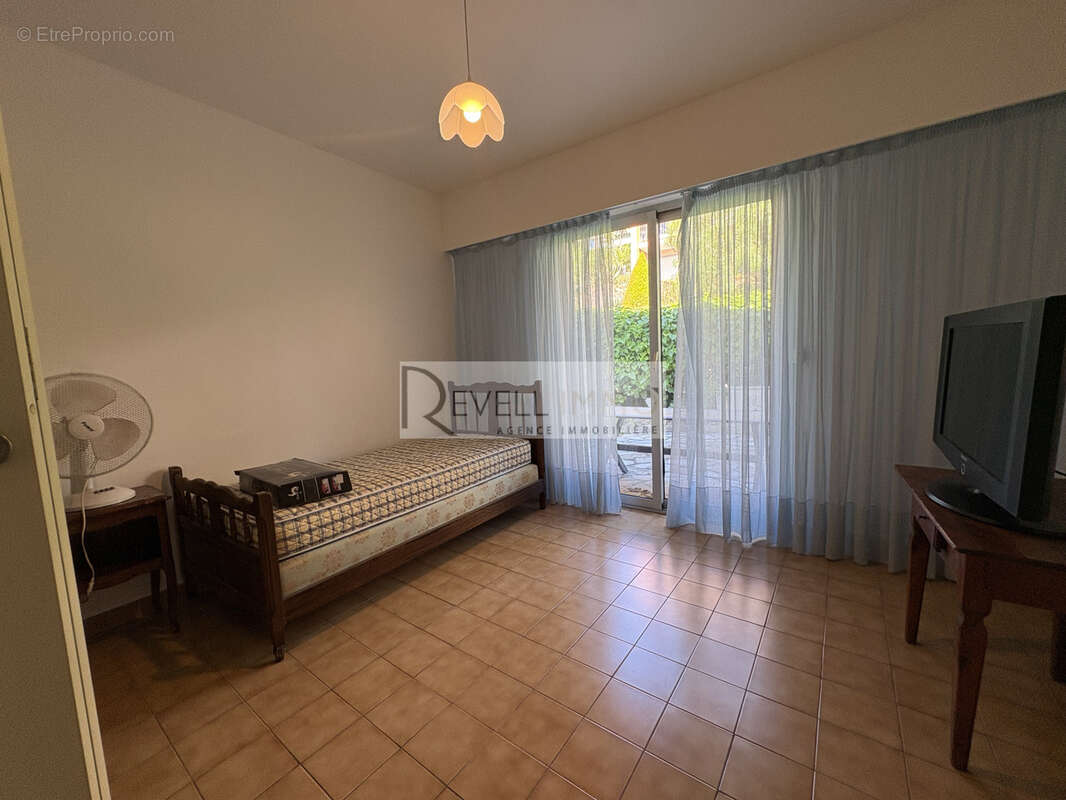 Appartement à VILLENEUVE-LOUBET