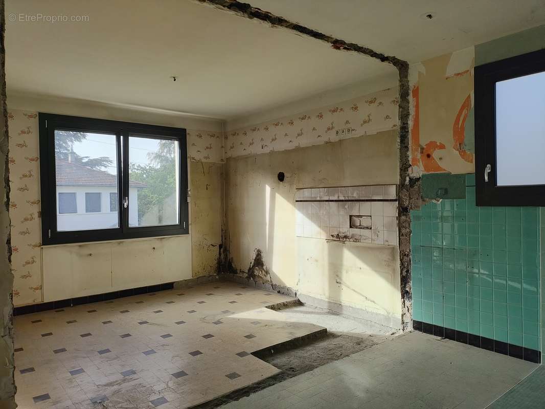 Maison vendue en PLATEAU - Travaux intérieurs à prévoir - photo 4
