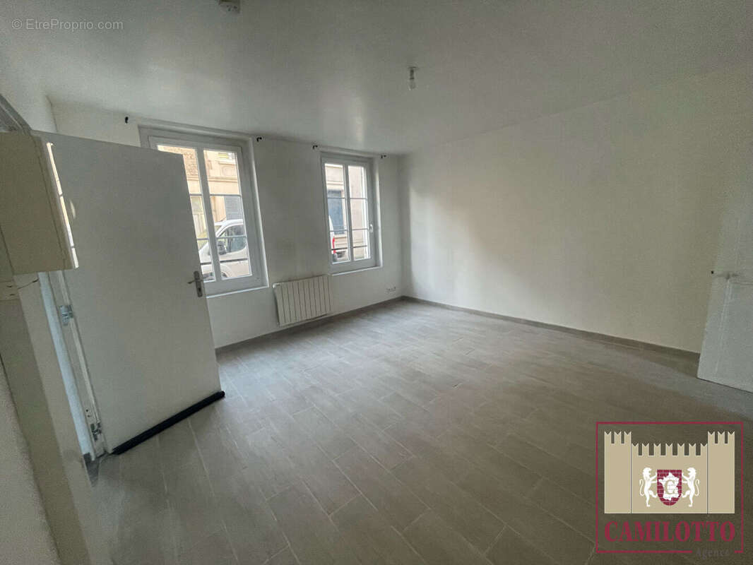 Appartement à NOGENT-LE-ROI