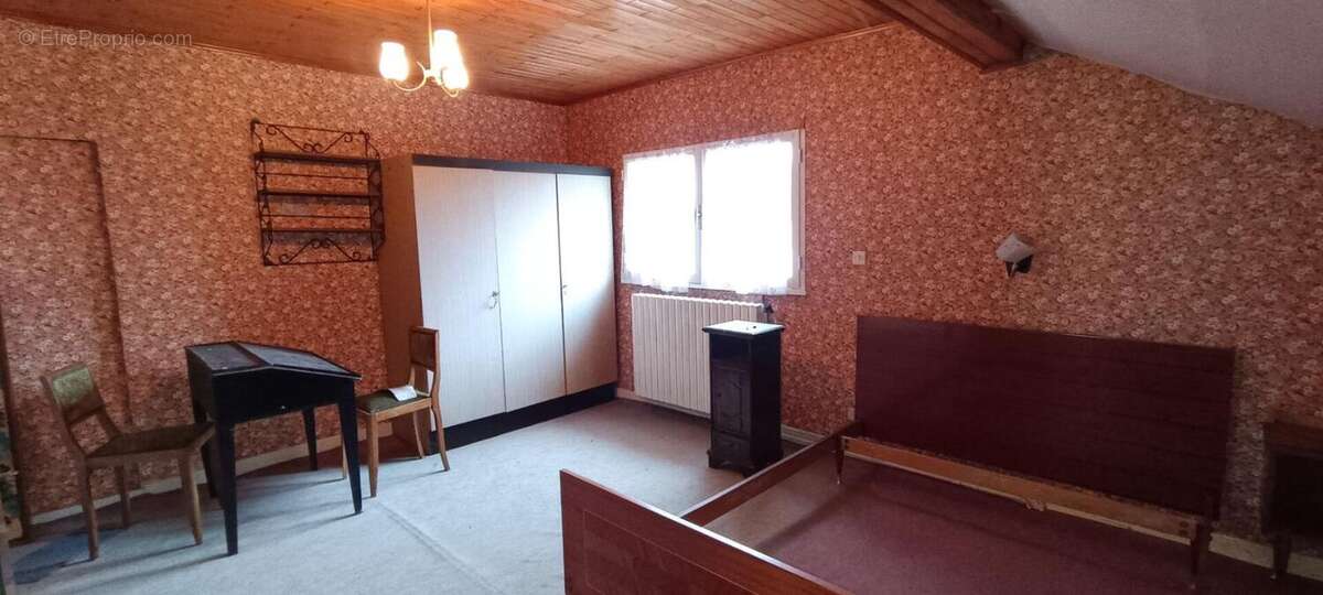 Maison à FOUGEROLLES