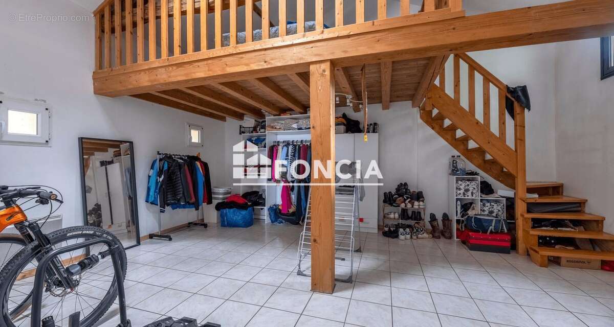 Maison à COURSAC