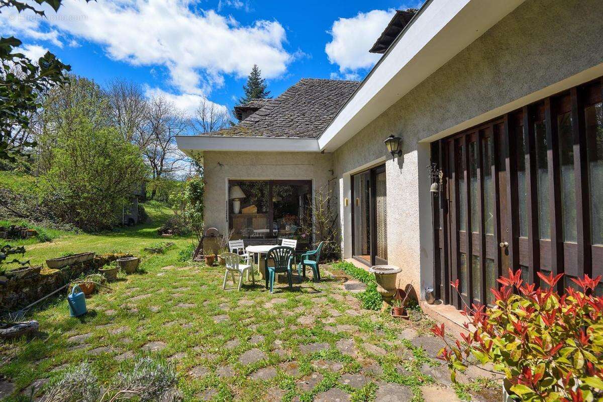 Maison à PONT-DE-SALARS