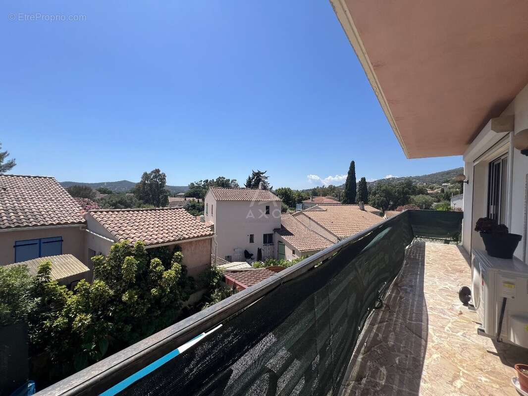 Maison à BORMES-LES-MIMOSAS