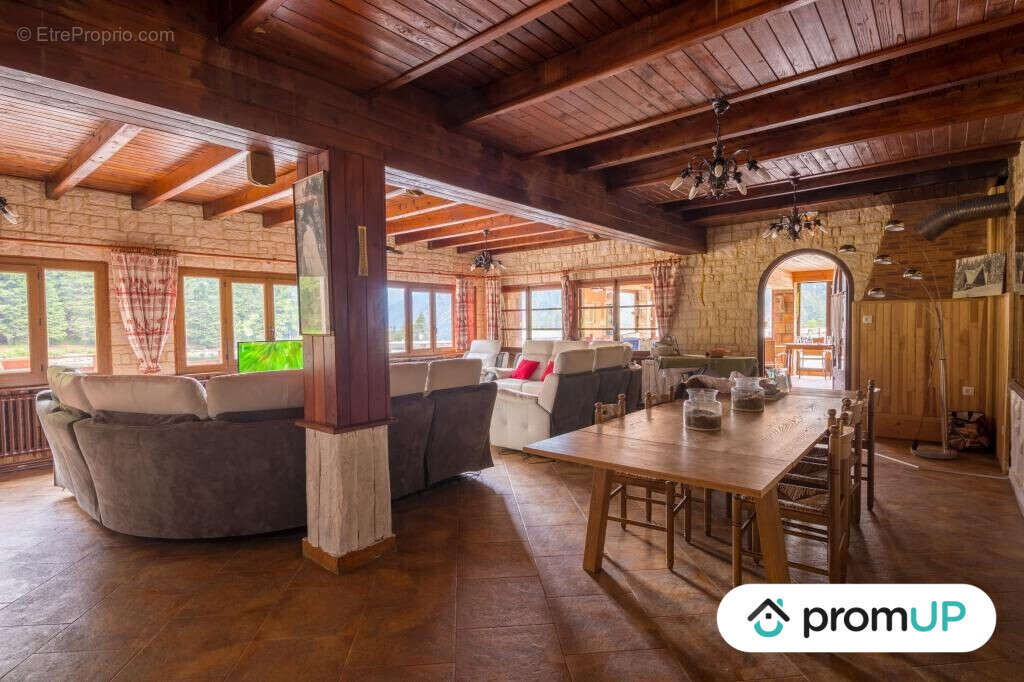 Maison à SAINT-MARTIN-VESUBIE