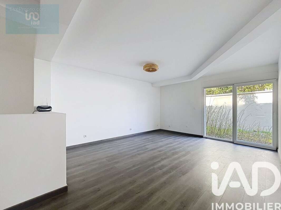 Photo 2 - Appartement à MONTREUIL