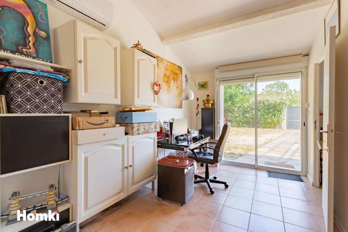 Maison/Villa T5 de 142 m2 à Trèbes 11800 - photo 18