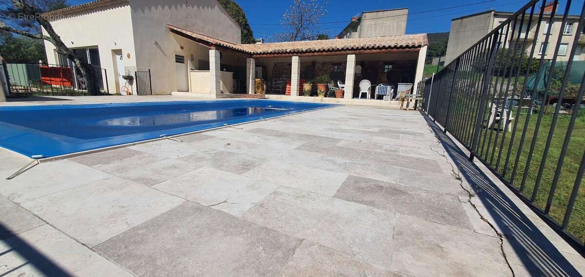 Maison à SAINT-FLORENT-SUR-AUZONNET