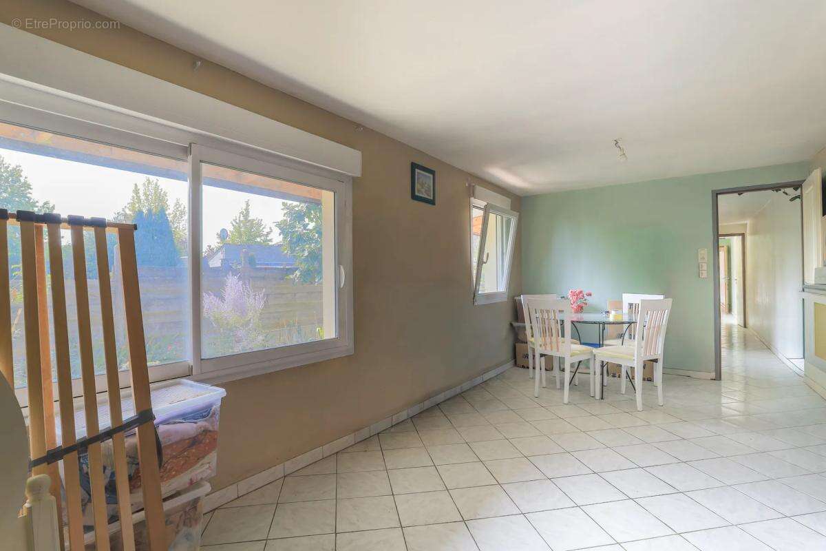 Maison 7 pièces - 4 ch - 164 m² - Vieux-Condé - photo 4
