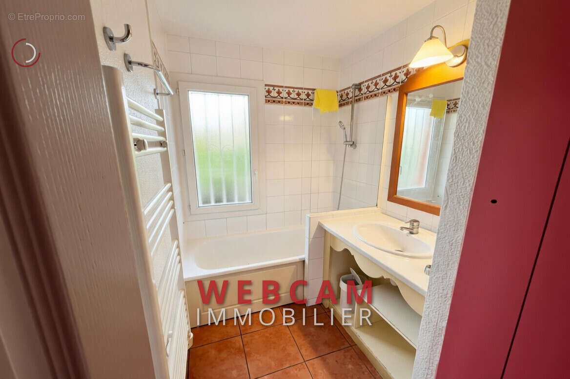 Appartement à MANDELIEU-LA-NAPOULE