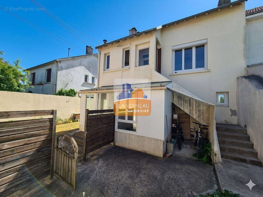 Appartement à REZE