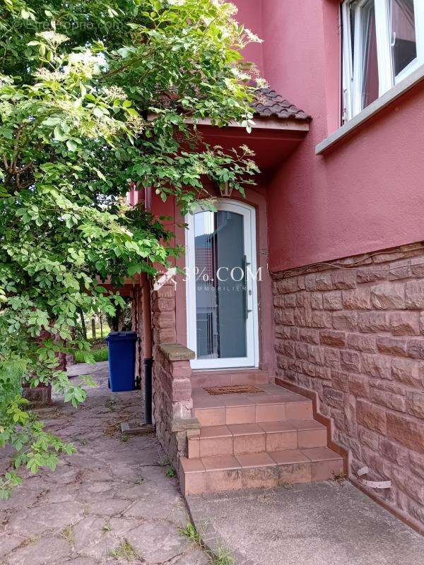 Maison à LUTZELHOUSE