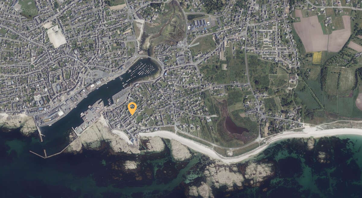 Maison à TREFFIAGAT