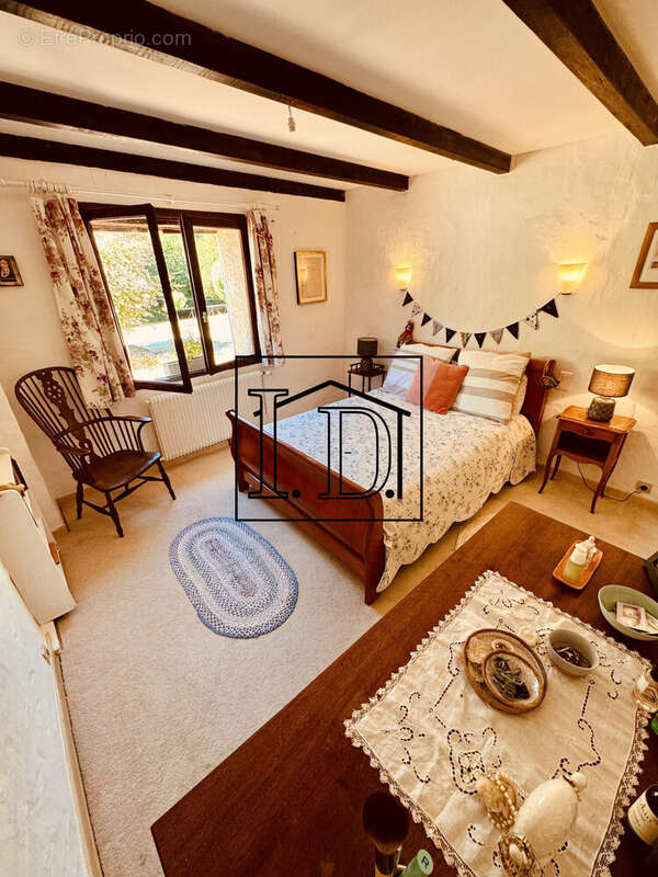 MAISON CHAMBRE Rdc - Maison à BOURGOUGNAGUE