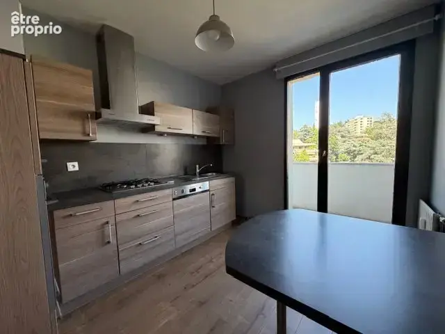 À vendre – bel appartement 70 m²  saint-étienne – quartier cour fauriel - photo 3