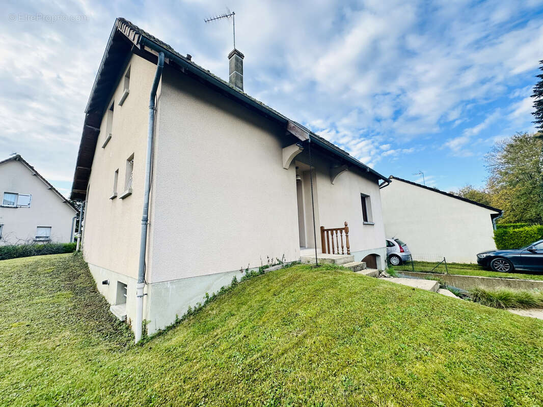 Maison à LES NOES-PRES-TROYES