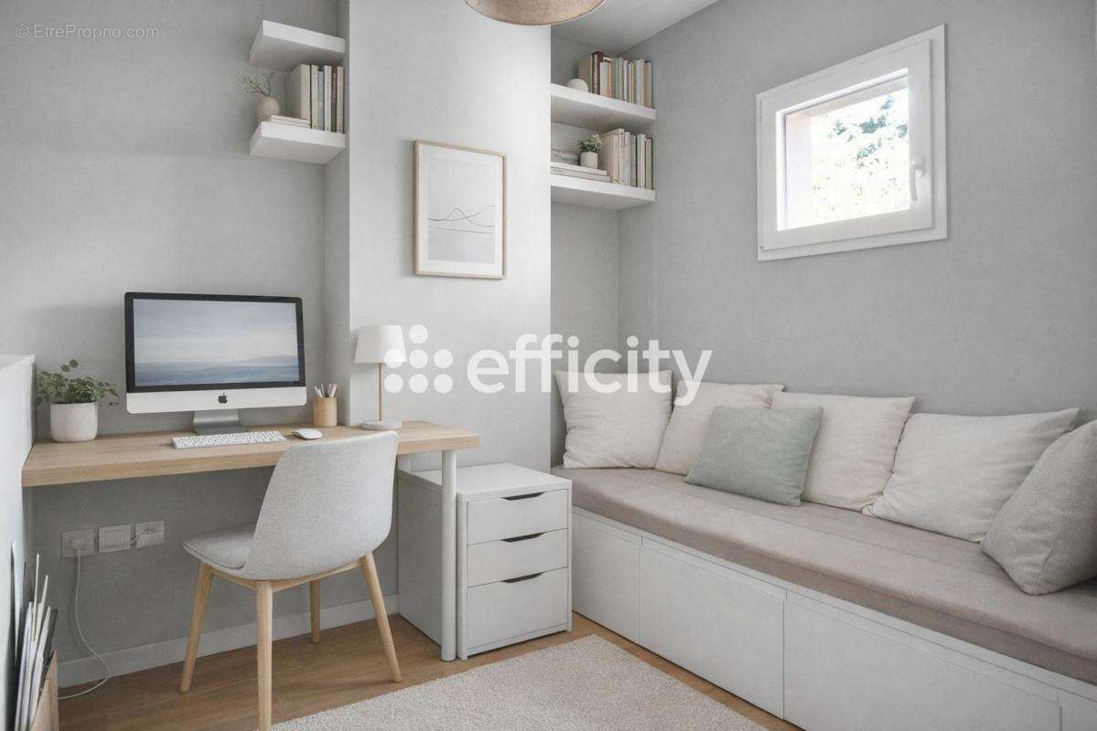 Maison à LA GARENNE-COLOMBES