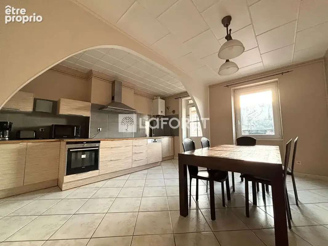 Appartement à GIVORS