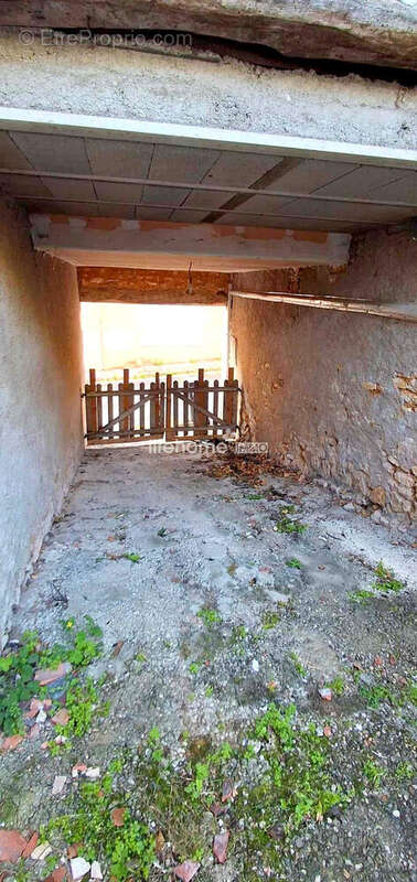 Maison à SAINT-SAVIN