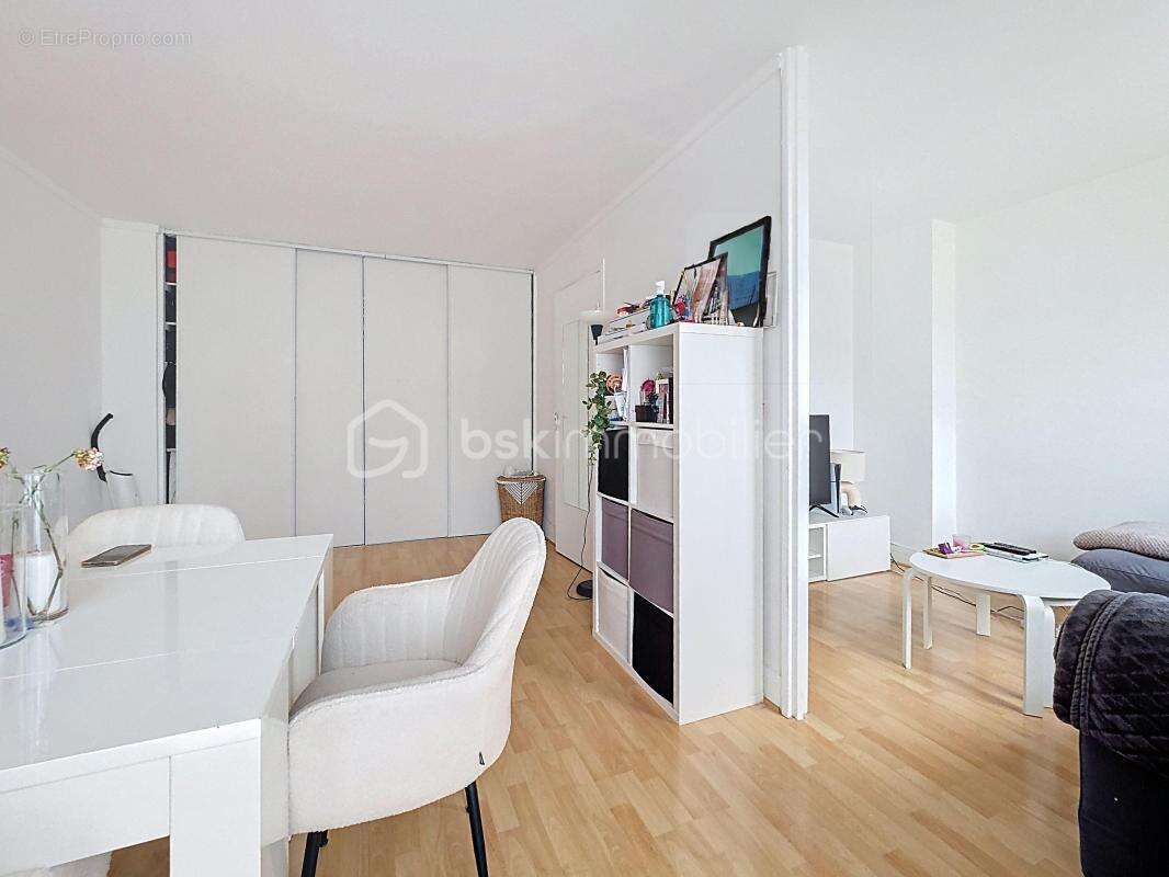 Appartement à ROSNY-SOUS-BOIS