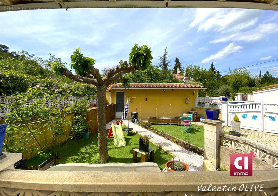 Maison à LA ROQUEBRUSSANNE