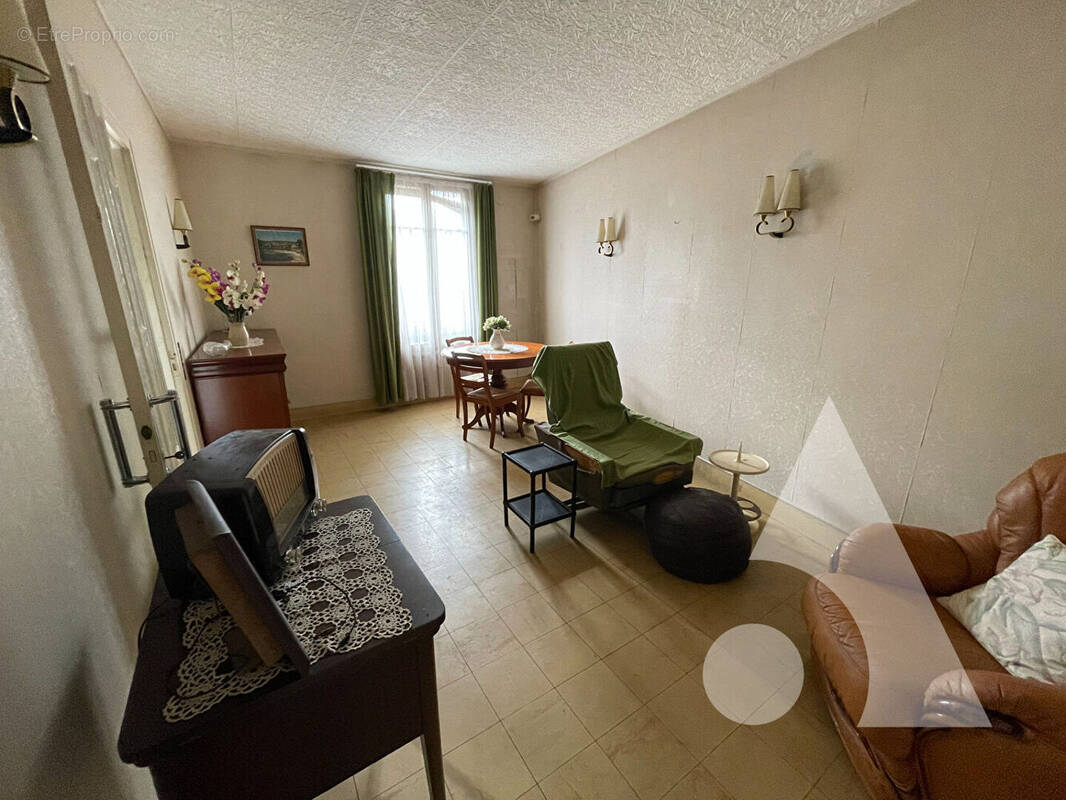 Appartement à PIERREFONDS
