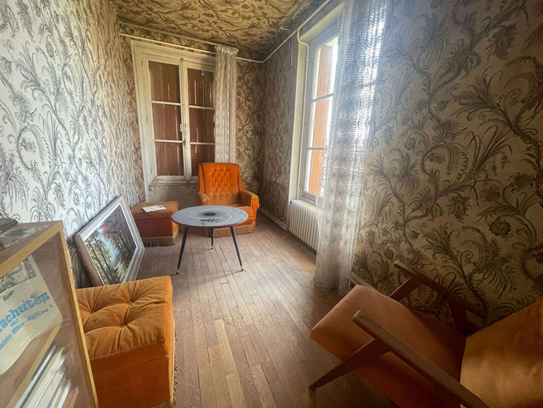 Maison à COULOMMIERS