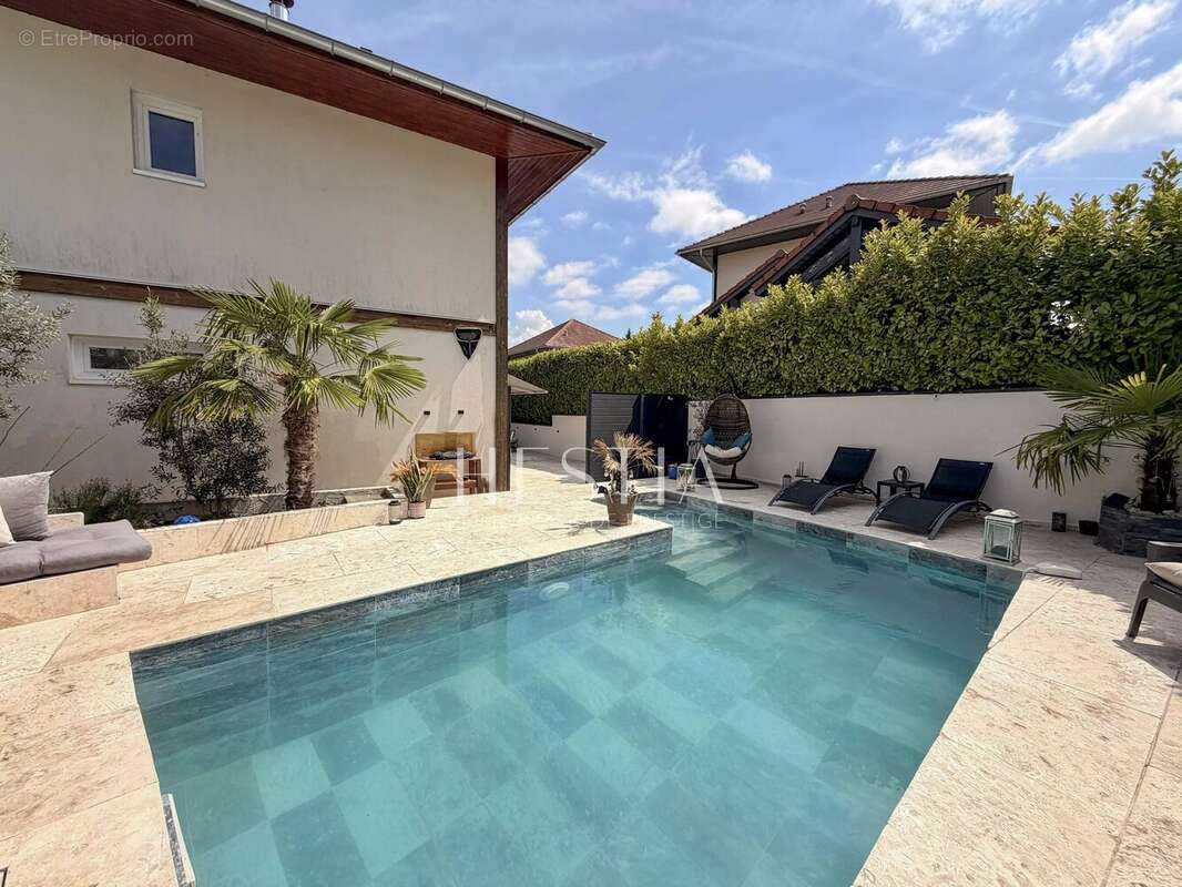 Maison à POISY