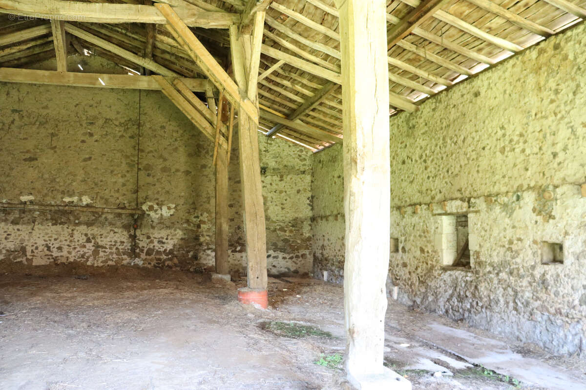 Maison à PRESSIGNAC