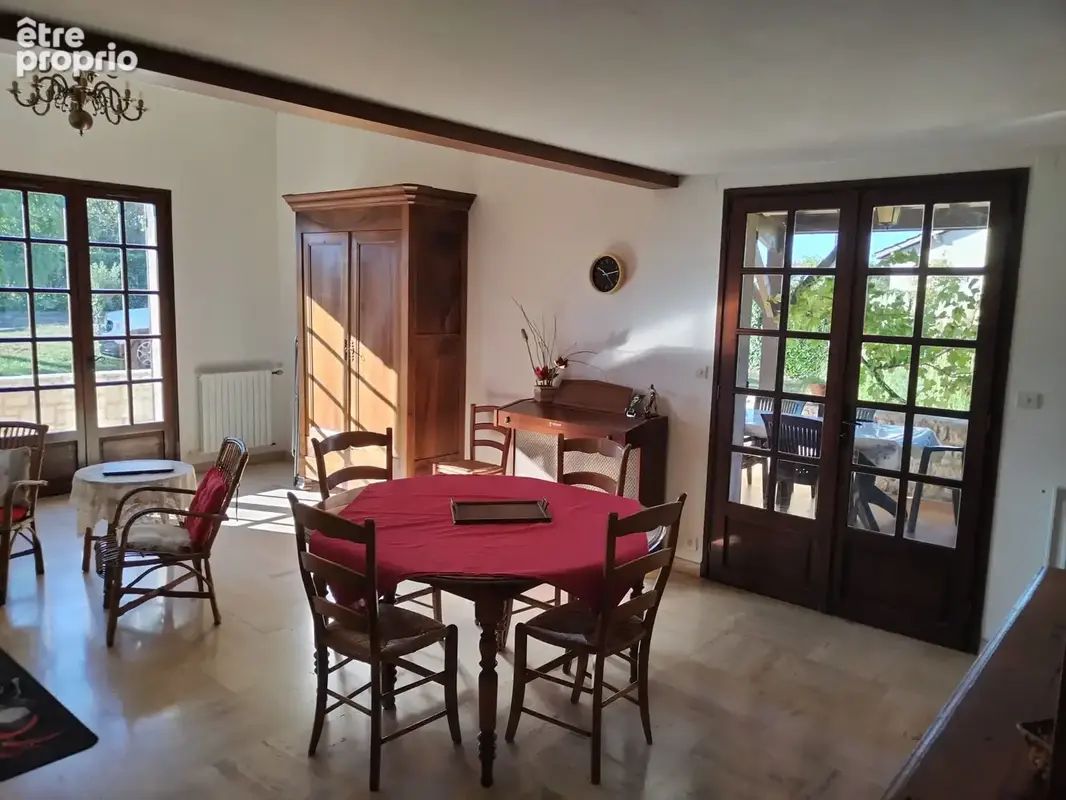 Grande maison semi enterree - photo 12