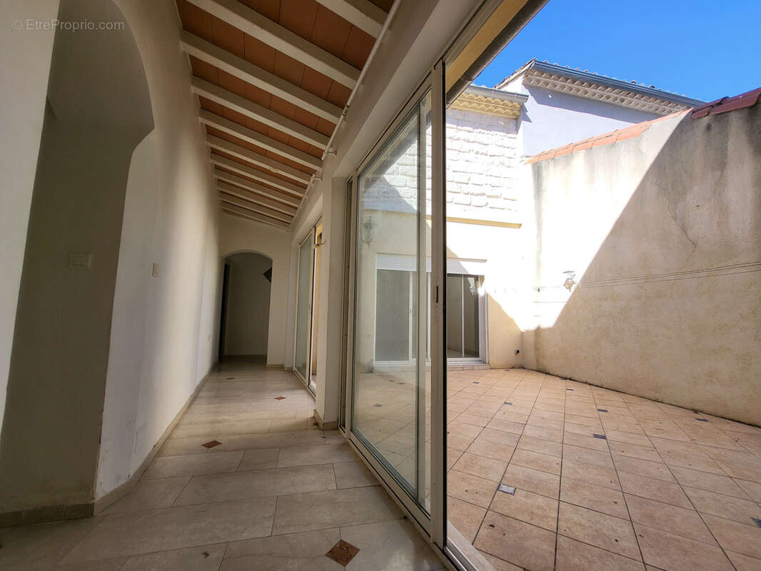 Maison à SAINT-LAURENT-D&#039;AIGOUZE