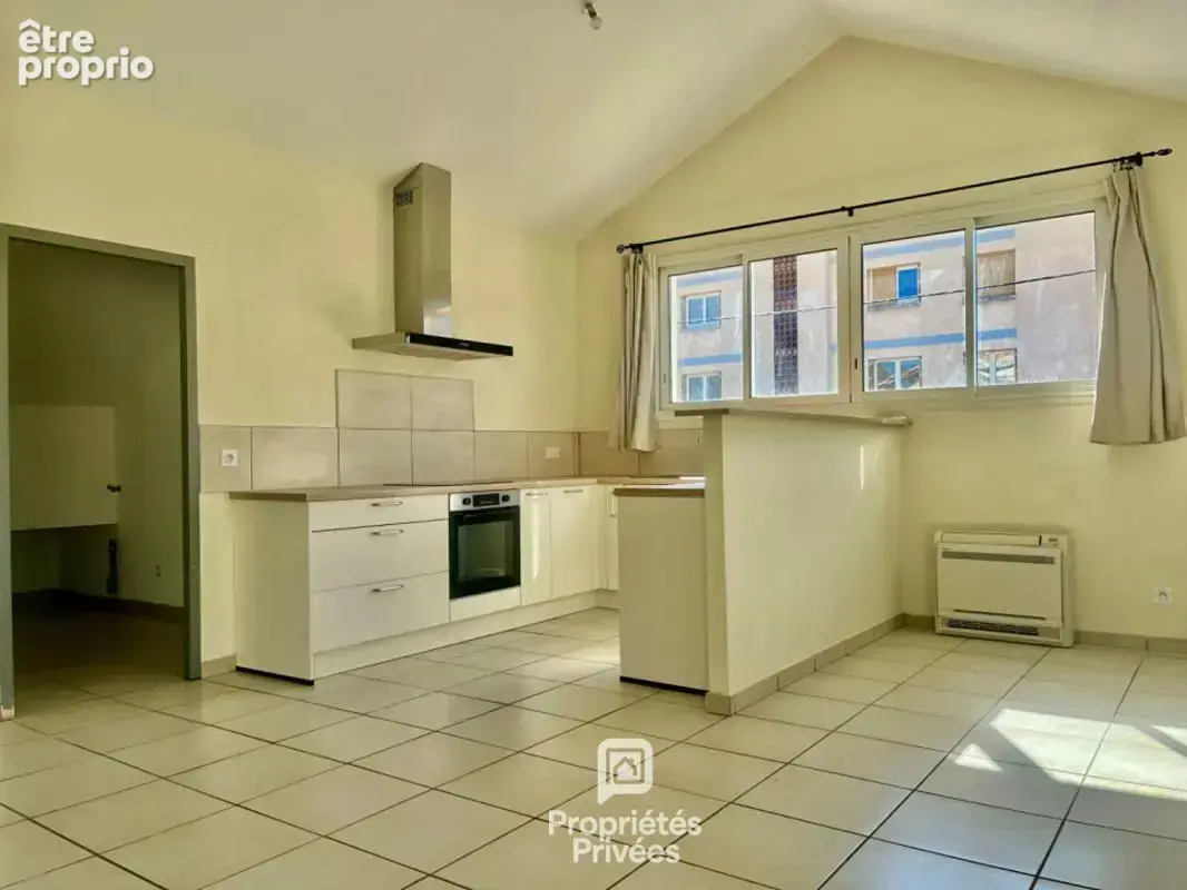 Loft Sisteron 4 pièce(s) 101 m² sur l'axe du centre-ville - photo 4