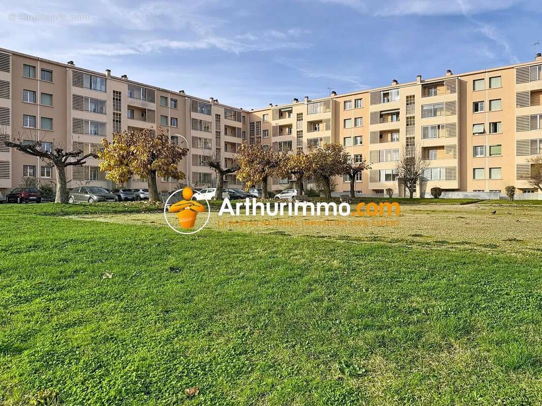 Appartement à BOURGOIN-JALLIEU