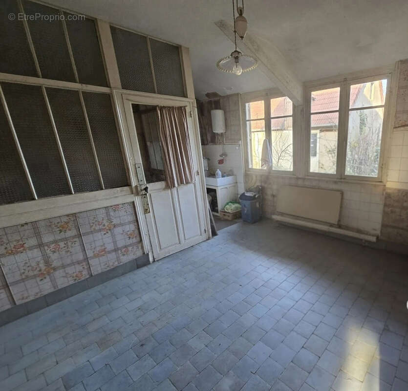 Grande maison de Bourg 3 chambres 03400 SAINT ENNEMOND - photo 9