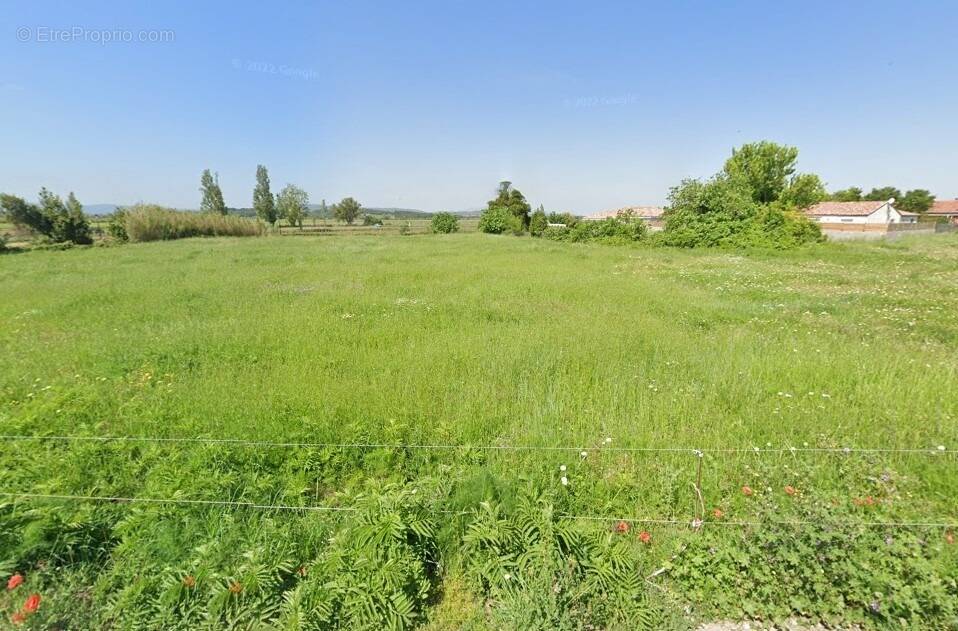 Terrain à BIZANET