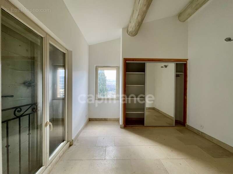 Maison à vendre 3 pièces APT (84) TERRAIN 2500 M2 - photo 6