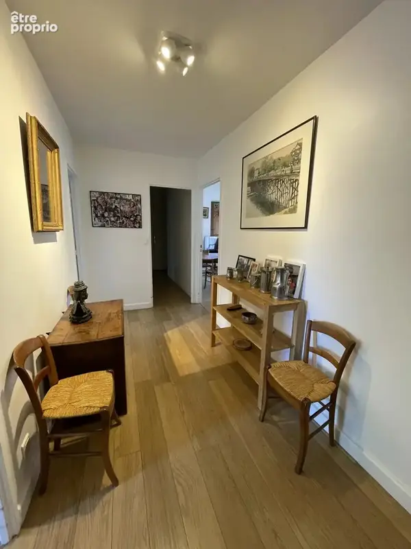 CHATOU centre - emplacement prisé sur rue piétonne - photo 5