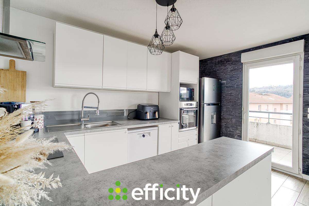 Appartement à CHASSE-SUR-RHONE