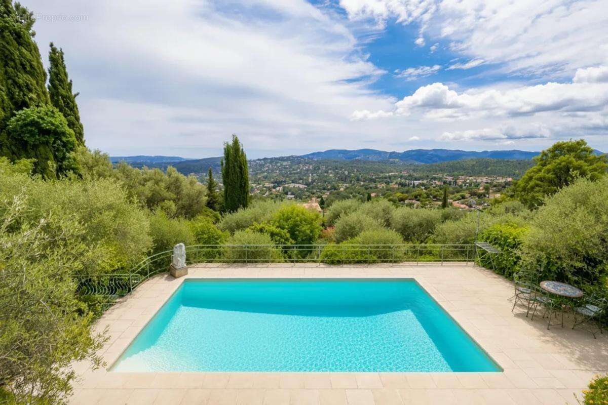 Villa avec piscine, vue sur collines, mer et lac + maison d'amis - photo 32