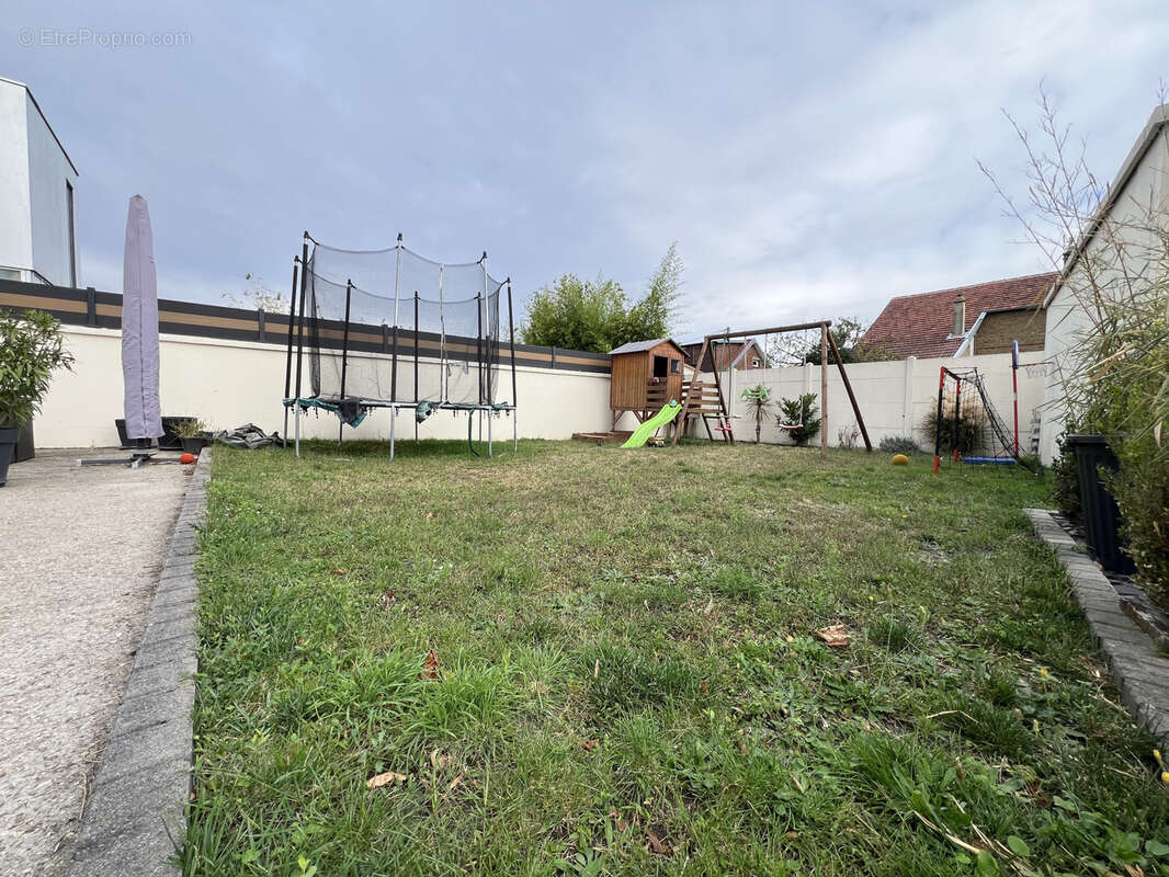 Maison à SOTTEVILLE-LES-ROUEN