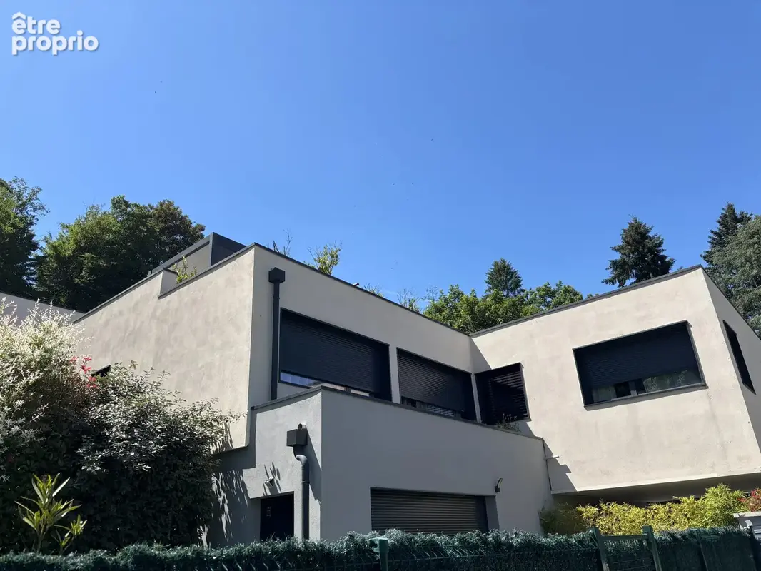 Charbonnières-les-bains Centre, maison 7pièces avec piscine - photo 2