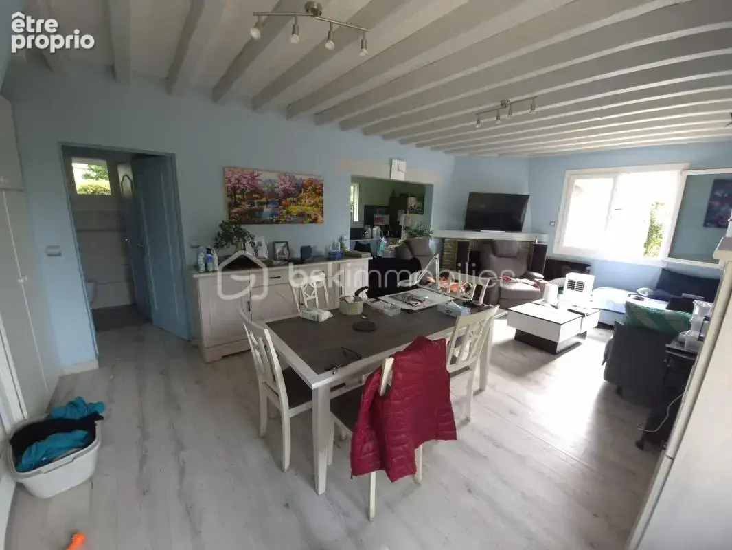 Maison familiale avec grand terrain, garage et dépendance - photo 19