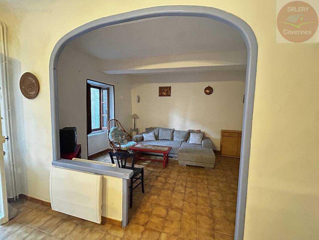 Maison à GENERARGUES