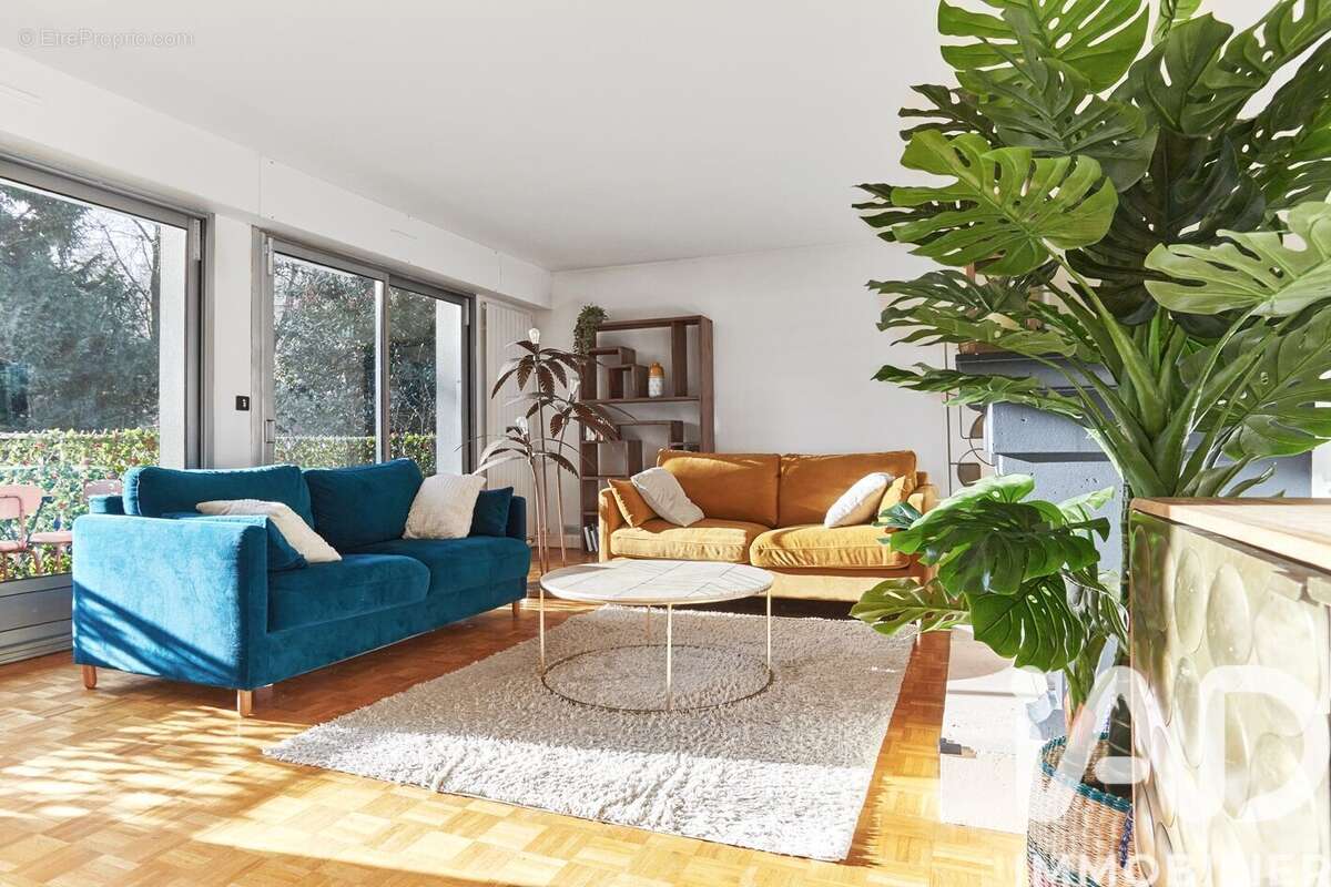 Photo 2 - Appartement à RUEIL-MALMAISON