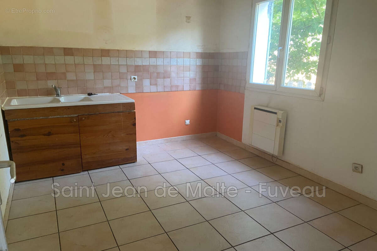 Appartement à FUVEAU