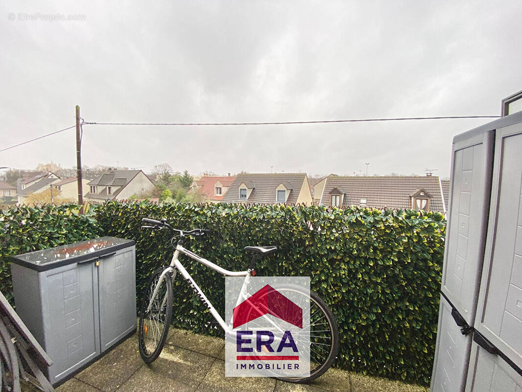 Appartement à SARTROUVILLE