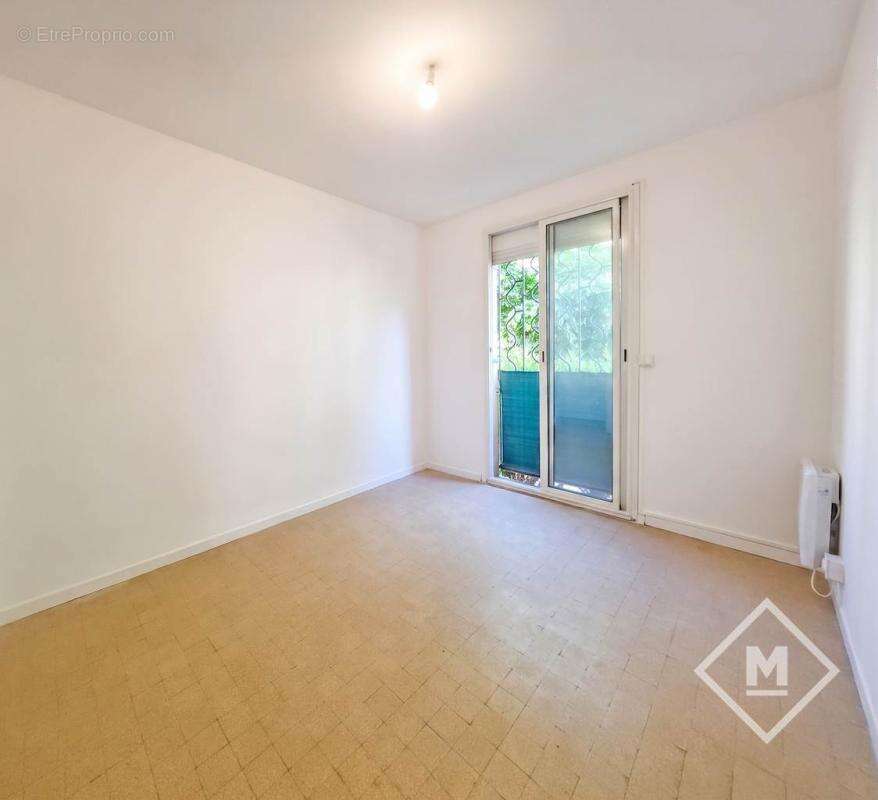Appartement à MARSEILLE-9E